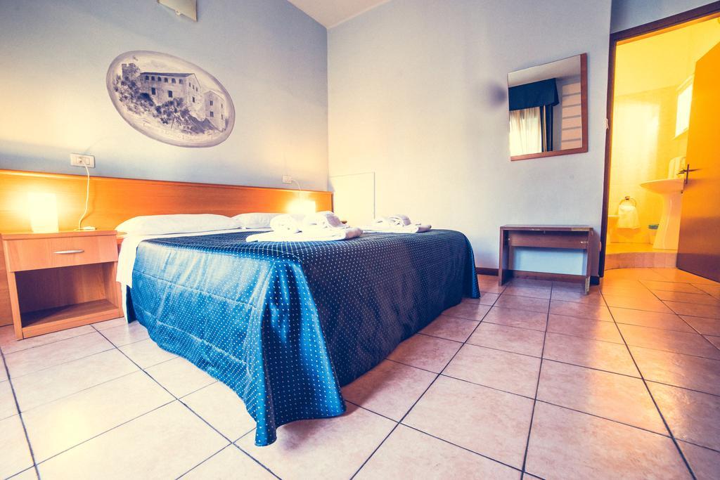 Hotel La Gaietta Millesimo Quarto foto